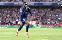 开云体育app-登贝莱上演双响，皇家社会战胜格拉纳达的简单介绍