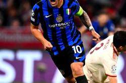 开云体育-拜仁慕尼黑取得胜利，晋级仍有机会