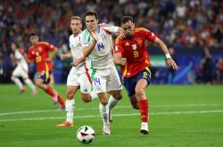 开云体育直播-关于令人期待的欧预赛比赛中，精彩纷呈的对局拉开帷幕的信息