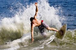 开云体育官网-欧冠淘汰赛焦点战，沙特财团收购多特蒙德，欧洲足坛格局生变