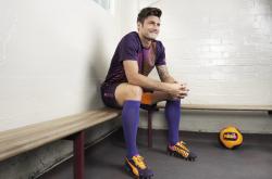 开云体育下载-温网绝杀蒙特卡洛大师赛，德约科维奇如何扛起全队，书写网坛唯一性传奇