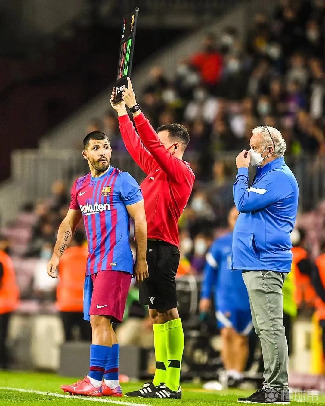 西班牙翻盘瓦伦西亚，阿奎罗爆发神勇的简单介绍