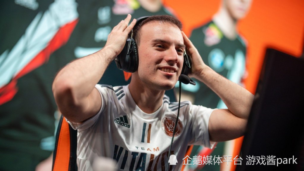 包含XL逆转JDGaming,Perkz打破历史纪录的词条 包含XL逆转JDGaming,Perkz打破历史纪录的词条