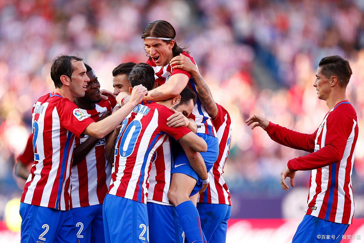 包含奥萨苏纳在主场击败对手实现三连胜的词条