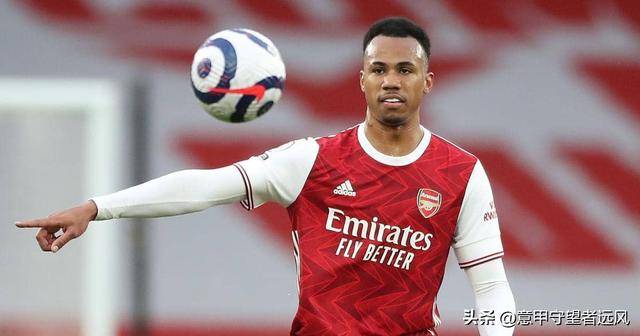 阿森纳主场击败托特纳姆，转危为安