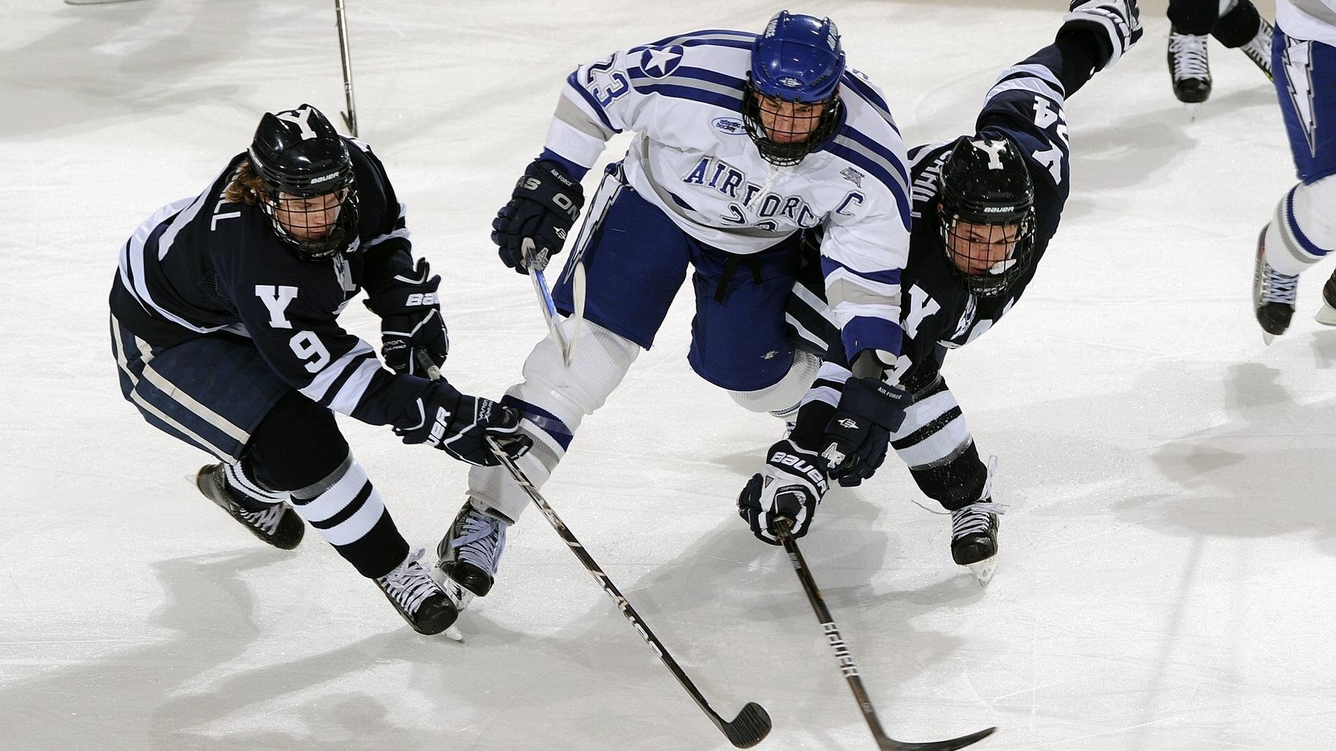 欧冠半决赛之夜,武切维奇压力下完成爆发