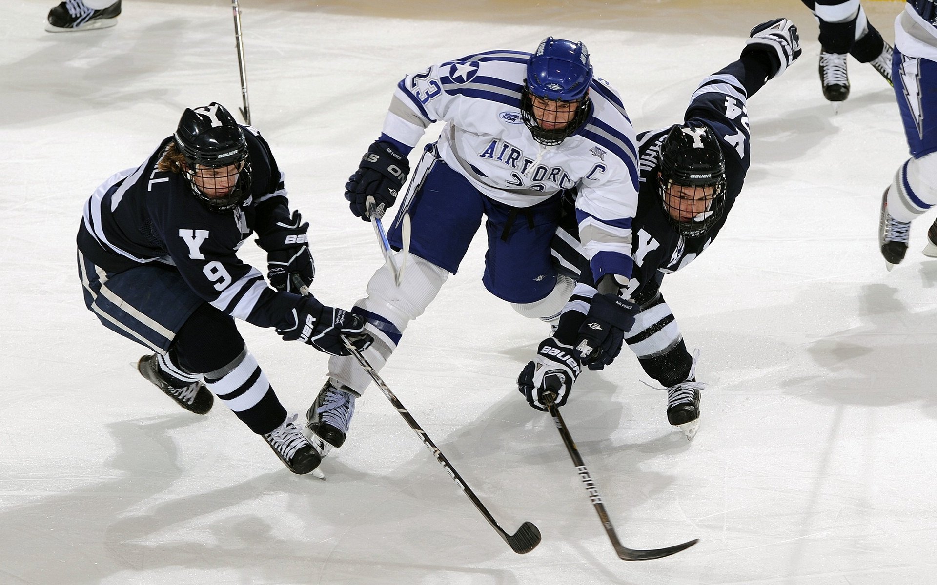 意甲焦点战之夜，恩比德在焦点战证明自己