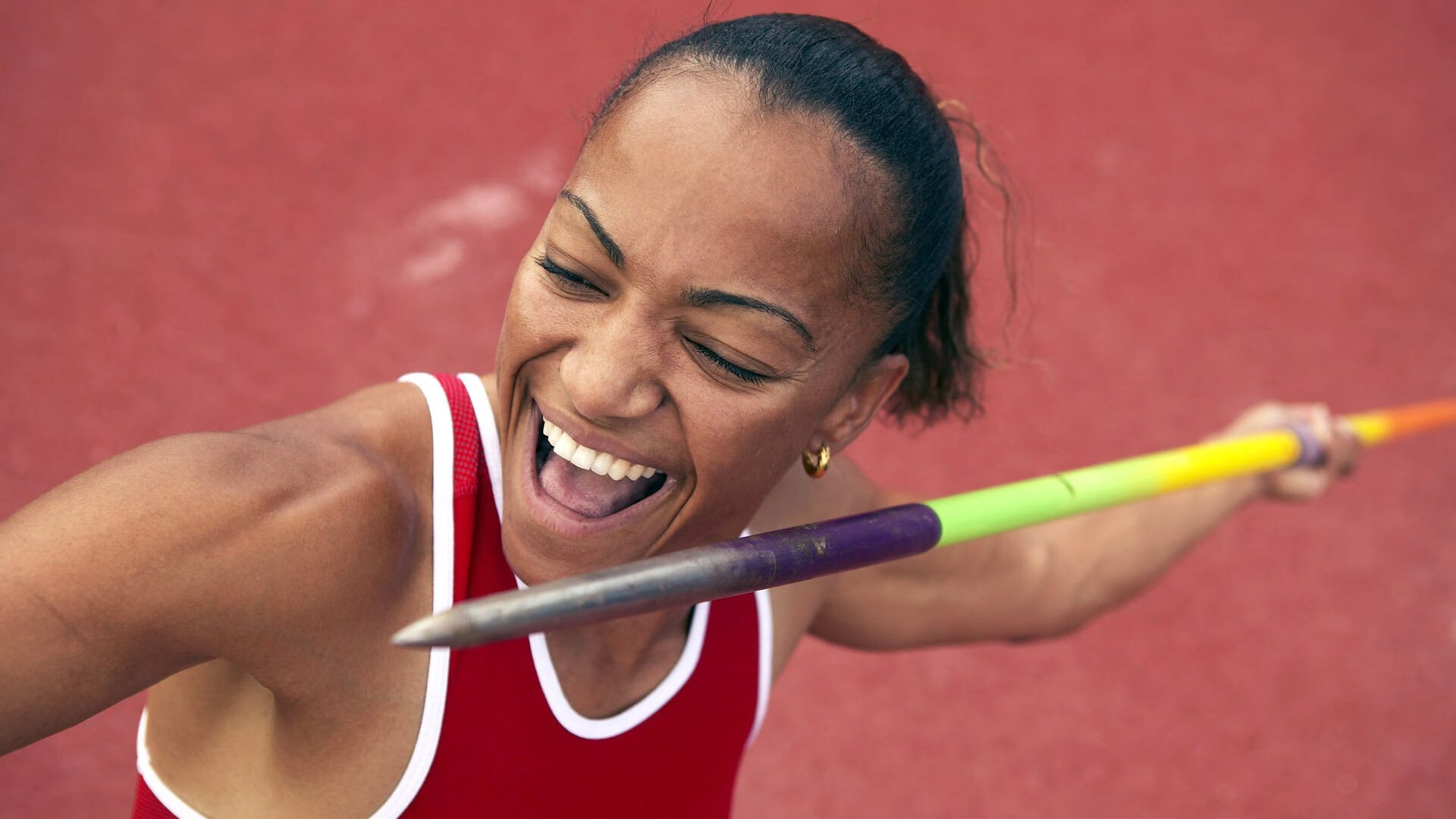 维尼修斯一锤定音，厄瓜多尔绝境逢生力克南非